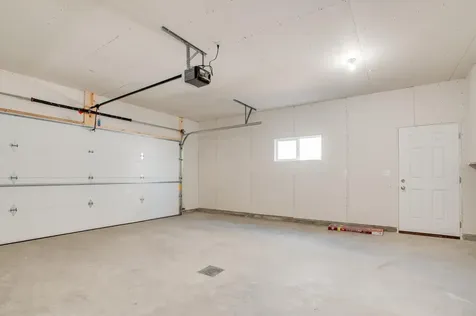 2522 38th Avenue S Moorhead MN 56560