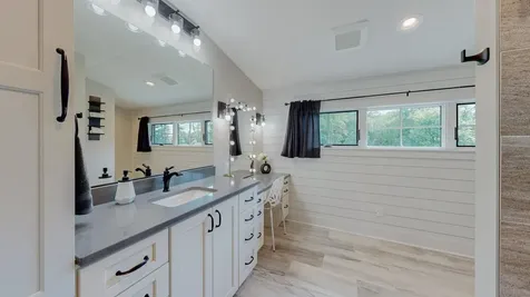 N1211 Eastside Birchwood WI 54817