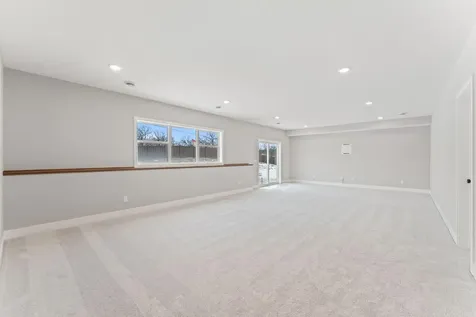 635 Parkside Court Eagan MN 55123