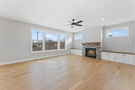 635 Parkside Court Eagan MN 55123