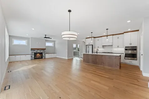 635 Parkside Court Eagan MN 55123