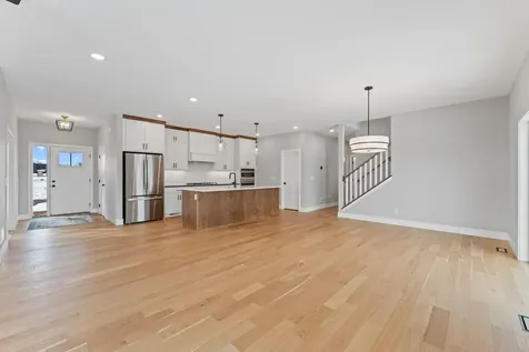 635 Parkside Court Eagan MN 55123