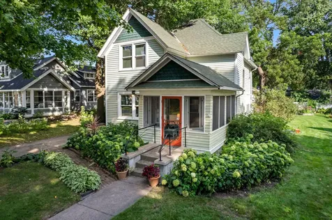 2297 4th Street White Bear Lake MN 55110