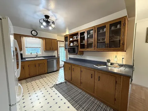 421 9th Avenue Madison MN 56256
