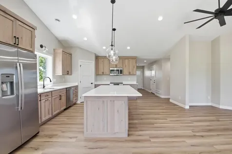 383 Old Glory Drive NE Alexandria MN 56308