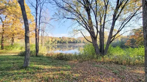 935 Lakewood Hills Road Eagan MN 55123