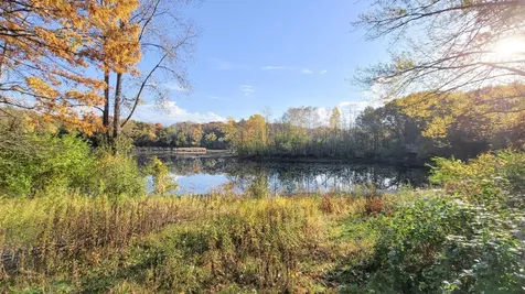 935 Lakewood Hills Road Eagan MN 55123