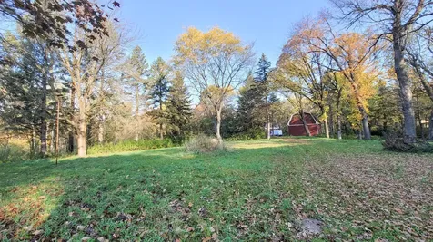 935 Lakewood Hills Road Eagan MN 55123