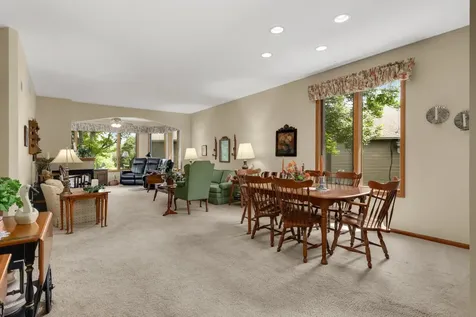 17034 Kings Court Lakeville MN 55044