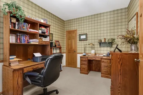 17034 Kings Court Lakeville MN 55044