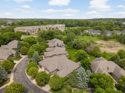 17034 Kings Court Lakeville MN 55044