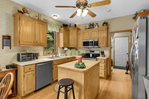 17034 Kings Court Lakeville MN 55044