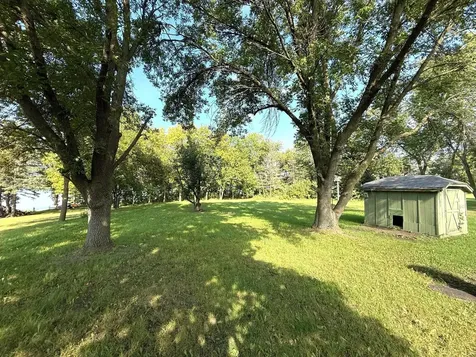 7192 21st Avenue NW Pennock MN 56279