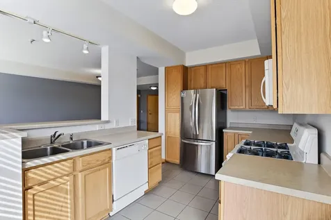 2566 Ellis Avenue Saint Paul MN 55114
