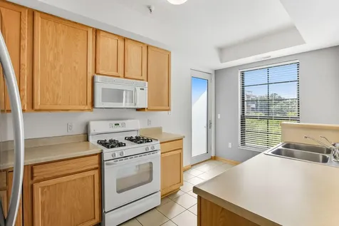 2566 Ellis Avenue Saint Paul MN 55114