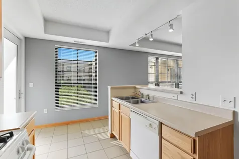 2566 Ellis Avenue Saint Paul MN 55114