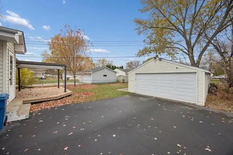 1859 6th Street White Bear Lake MN 55110