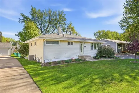 1859 6th Street White Bear Lake MN 55110