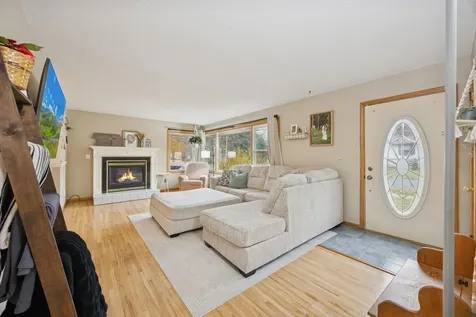 1859 6th Street White Bear Lake MN 55110