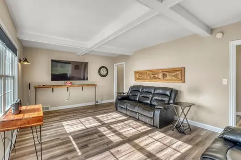 1104 W Lake Drive Detroit Lakes MN 56501