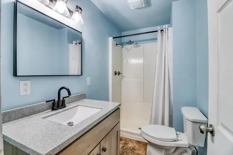 1104 W Lake Drive Detroit Lakes MN 56501