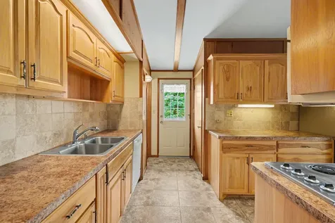 158 County Road E Houlton WI 54082