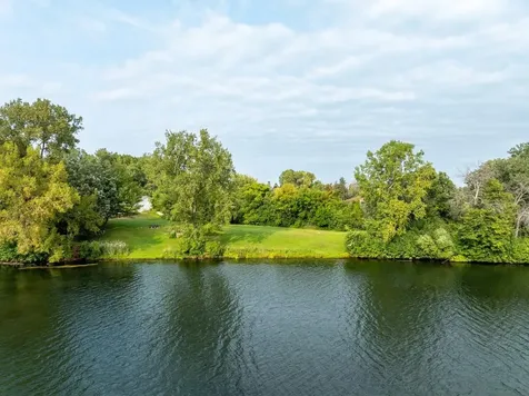 1360 Lone Oak Road Eagan MN 55121