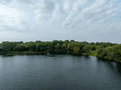 1360 Lone Oak Road Eagan MN 55121