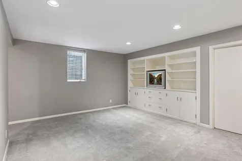 2501 France Avenue S Saint Louis Park MN 55416