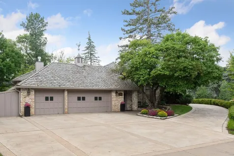 2501 France Avenue S Saint Louis Park MN 55416