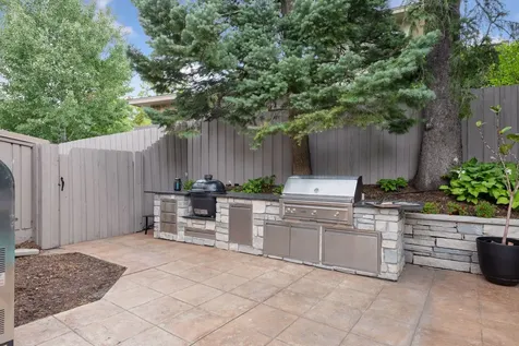 2501 France Avenue S Saint Louis Park MN 55416