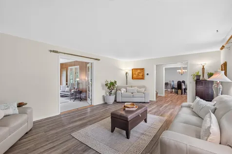 4730 Fairhills Road E Minnetonka MN 55345