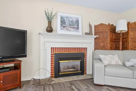 4730 Fairhills Road E Minnetonka MN 55345