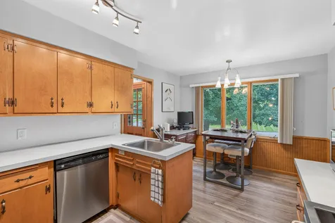 4730 Fairhills Road E Minnetonka MN 55345