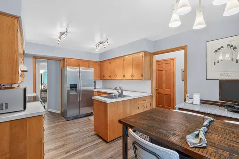 4730 Fairhills Road E Minnetonka MN 55345