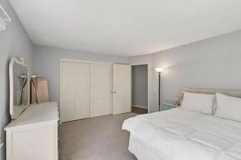 4730 Fairhills Road E Minnetonka MN 55345