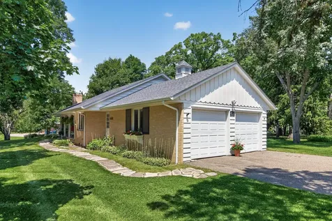 4730 Fairhills Road E Minnetonka MN 55345