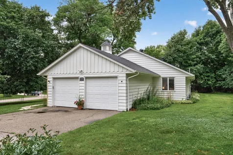 4730 Fairhills Road E Minnetonka MN 55345