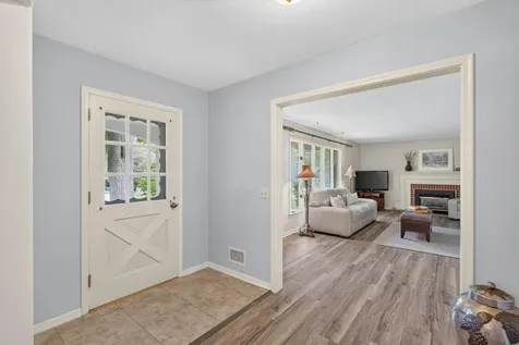 4730 Fairhills Road E Minnetonka MN 55345