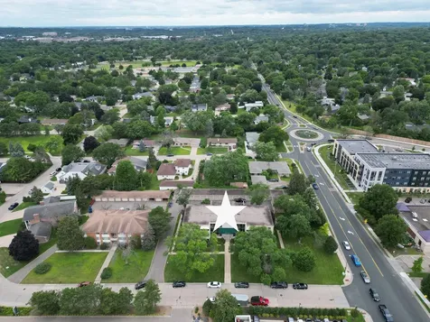 7000 Sandell Avenue Edina MN 55435