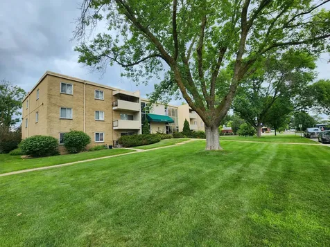 7000 Sandell Avenue Edina MN 55435