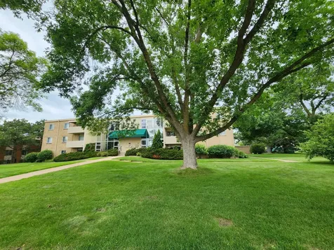 7000 Sandell Avenue Edina MN 55435