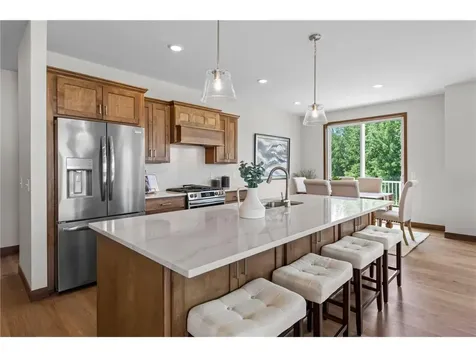 2870 Victoria Street N Roseville MN 55113