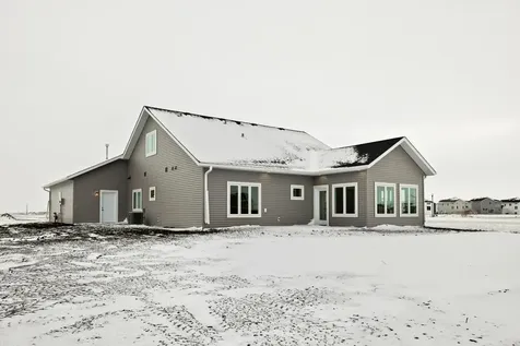 3165 66th Avenue S Fargo ND 58104