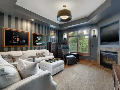 715 Linden Street Mendota Heights MN 55118