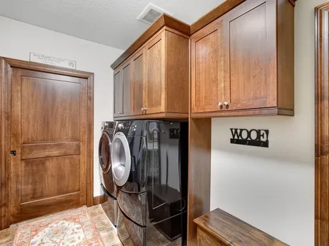 715 Linden Street Mendota Heights MN 55118
