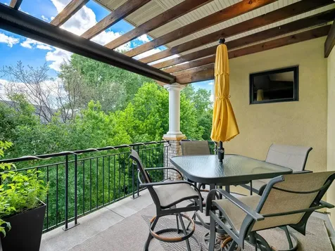 715 Linden Street Mendota Heights MN 55118