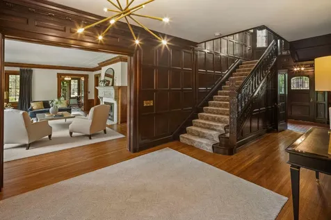2740 W Lake Of The Isles Parkway Minneapolis MN 55416