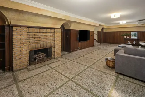 2740 W Lake Of The Isles Parkway Minneapolis MN 55416