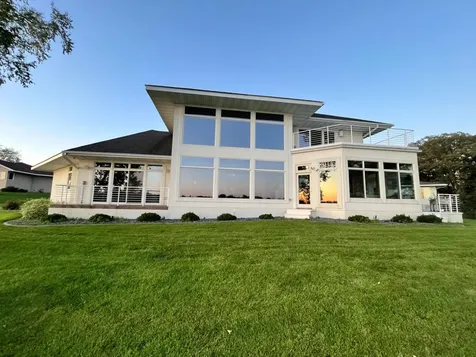 553 Lake Street N Sauk Centre MN 56378